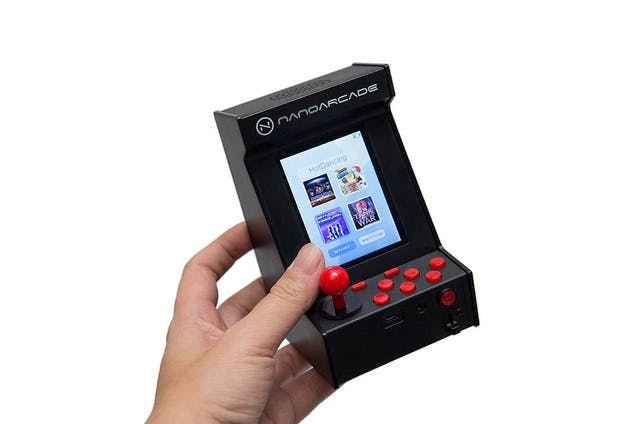 是掌中的懷舊!NanoArcade 奈米街機 - 放在桌上的大型機台遊戲機這篇文章的首圖