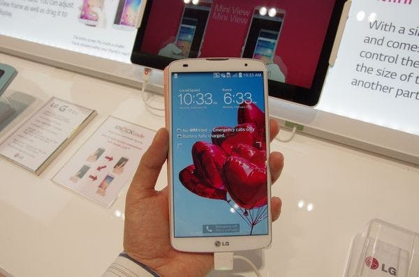 是MWC 2014 : LG G Pro 2 、 G2 mini 動手玩, Knock Code 功能相當亮眼這篇文章的首圖
