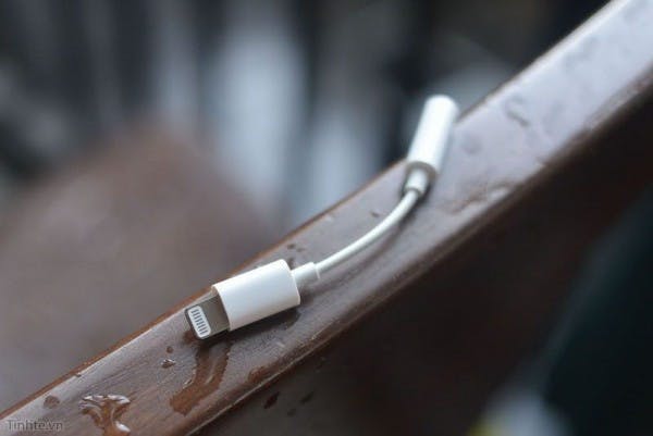 是轉接配件曝光 新款iPhone仍可能取消耳機孔這篇文章的首圖