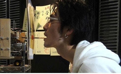 是日本研發出安全之吻機器版,一嚐青澀酸甜的親吻滋味這篇文章的首圖