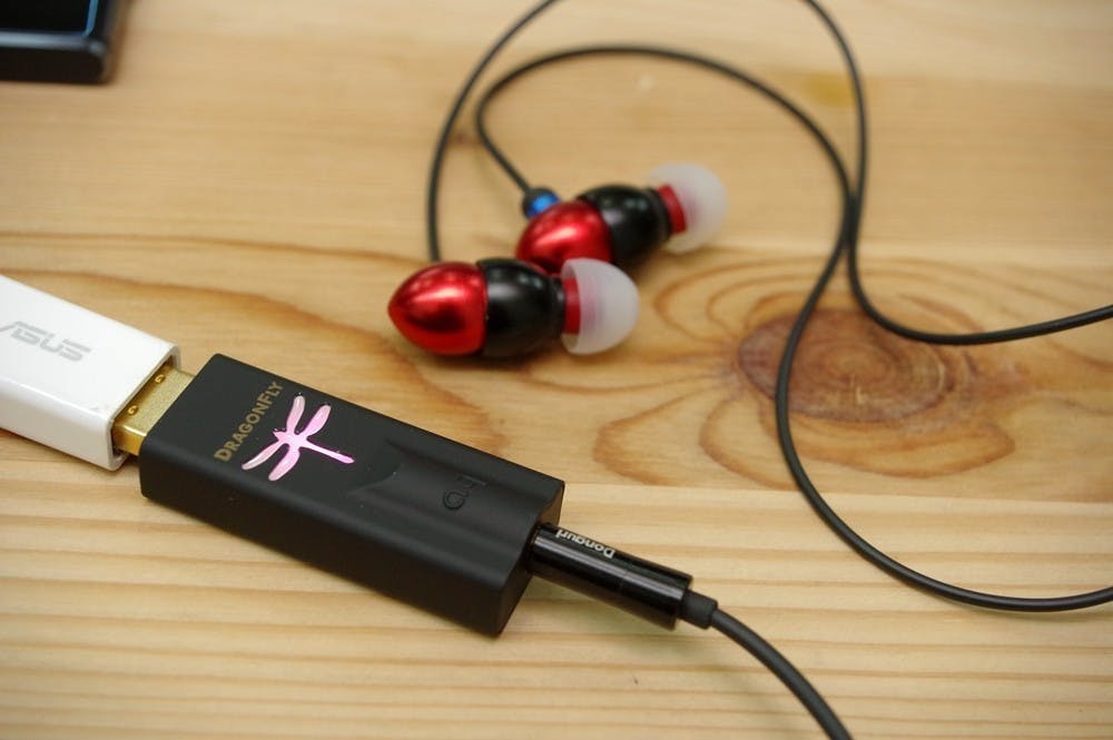 是帶來好音質的小小黑蜻蜓, AudioQuest DragonFly Black V1.5 USB DAC 動手玩這篇文章的首圖