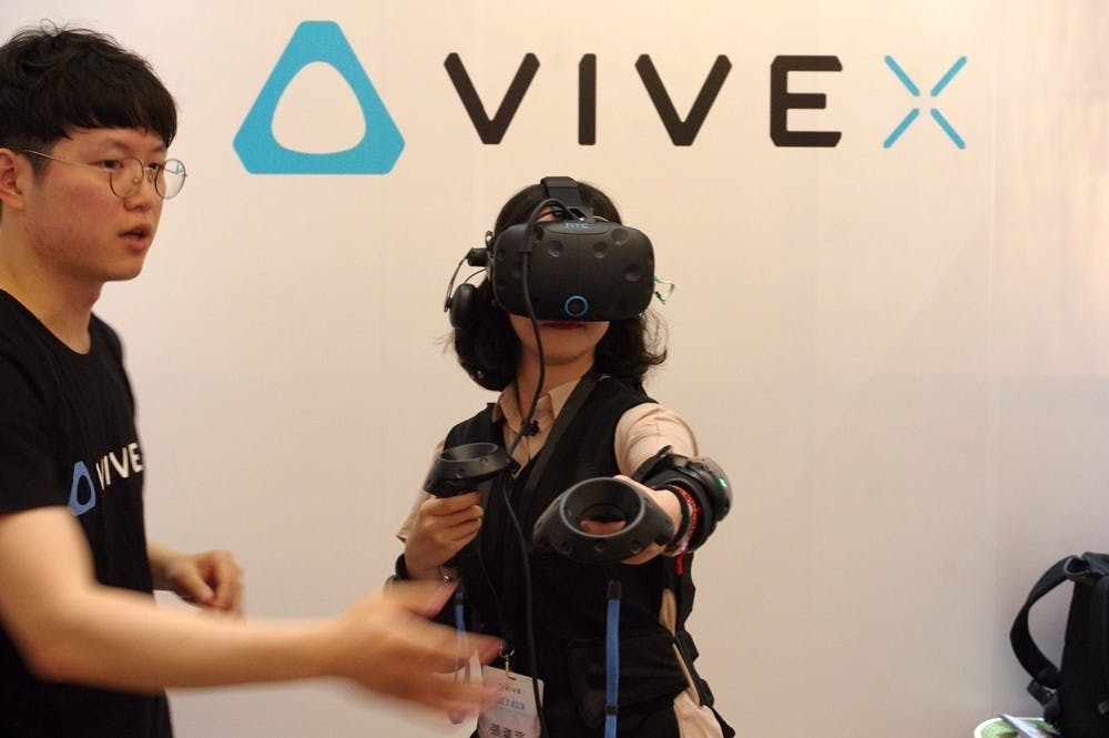 是HTC Vive X 上海 Demo Day 參展團隊介紹:從感受到溫度到抓取五官表情的互動型態與技術篇這篇文章的第7圖