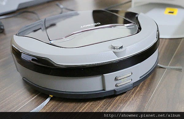 是科沃斯 ECOVACS DEEBOT D79 智慧地板清潔機器人 再次與吸塵器結合的好創意這篇文章的首圖