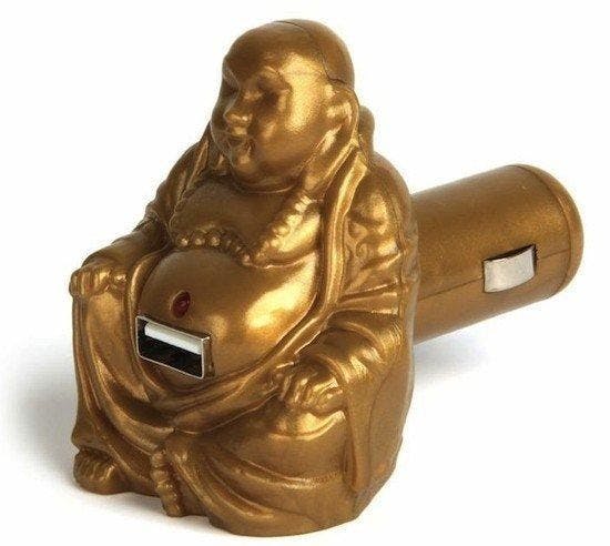 是佛祖保佑!有趣汽車 USB 充電器這篇文章的首圖