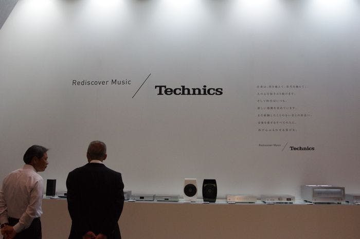 是CEATEC Japan 2015 : Panasonic 旗下重生的 Technics 音響品牌,展出能呈現 100kHz 聲音的耳機與床頭音響組合這篇文章的首圖
