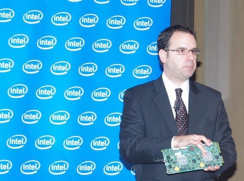 是搶攻 Big Data 市場需求, Intel 推出 Atom S1200 SoC這篇文章的首圖