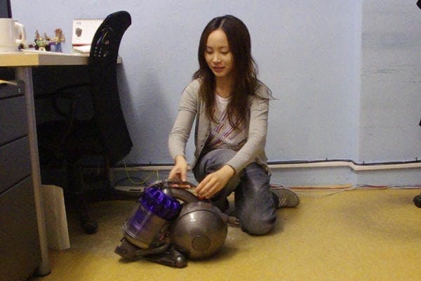 是Dyson Ball DC36 動手玩這篇文章的首圖