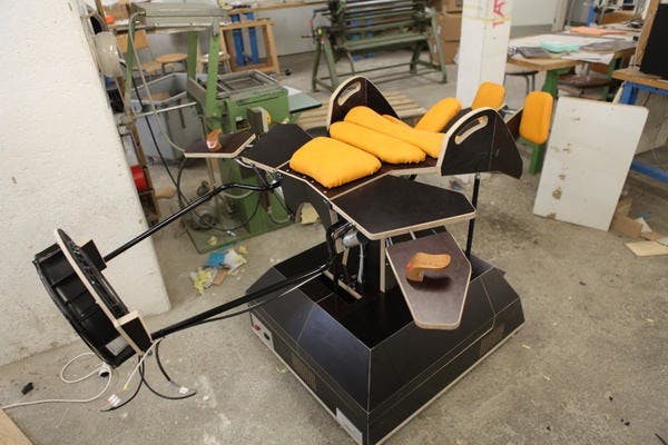 是Oculus Rift 衍生作「Birdly」一秒讓你變 Flappy Bird(?這篇文章的首圖
