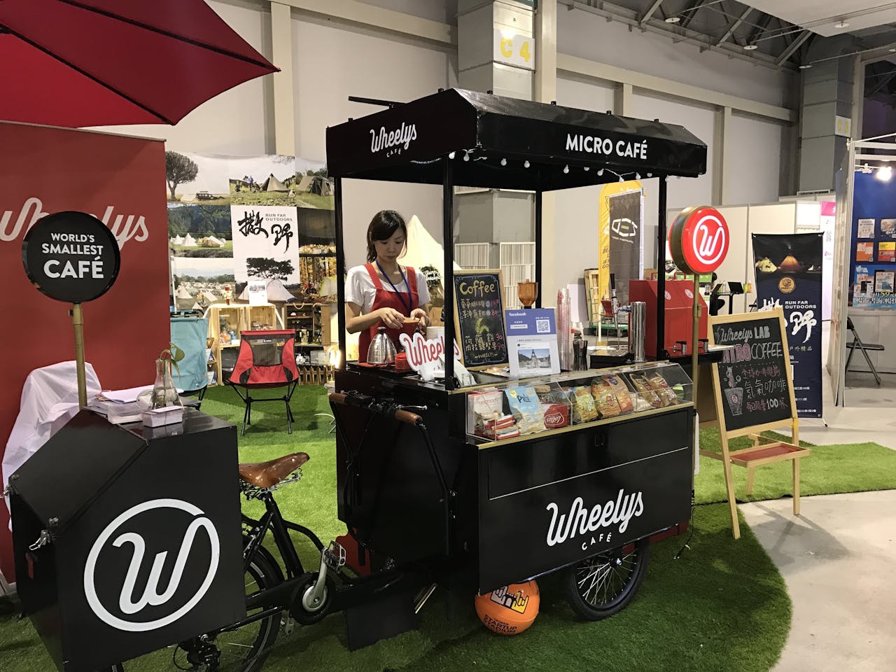 是2016 Meet Taipei:提倡自由、友善、永續、環保概念的行動咖啡車Wheelys Cafe這篇文章的首圖