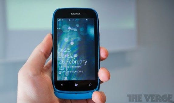 是Nokia MWC2012 低階四連發,Lumia610、Asha202、203、302這篇文章的首圖