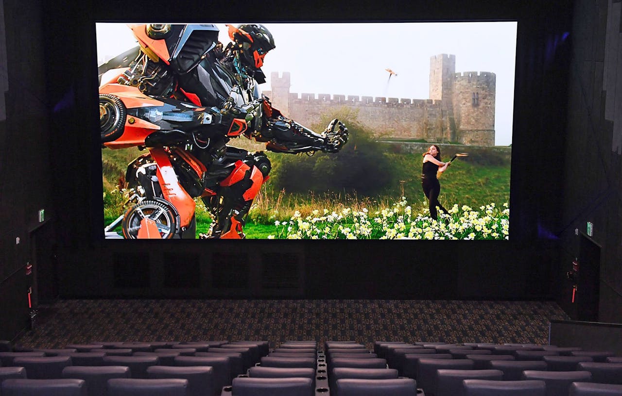 是這個看Transformers一定超爽!Samsung推出對角線10m的4K LED電影熒幕!全球首款!這篇文章的首圖