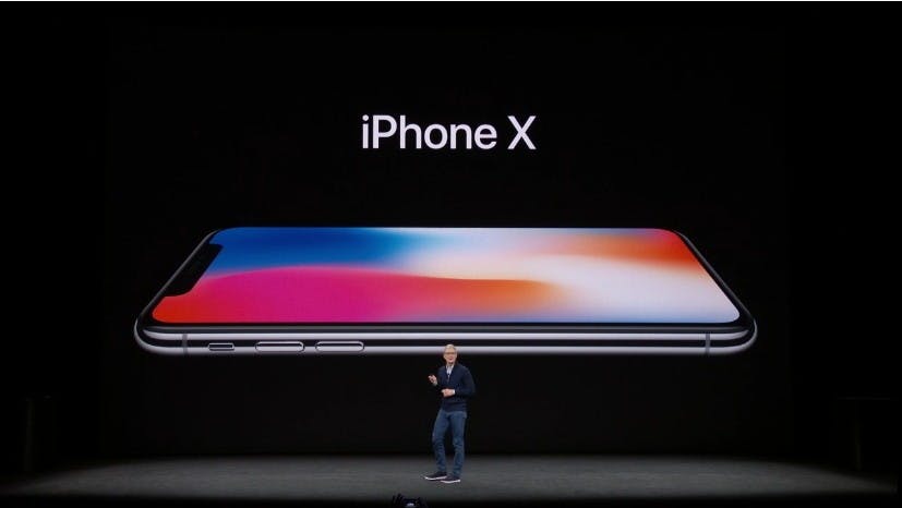 是2017蘋果秋季發表會:寫作 iPhone X 念作 iPhone Ten 的十周年紀念機,近滿版的 OLED 螢幕與 Face ID 技術這篇文章的首圖