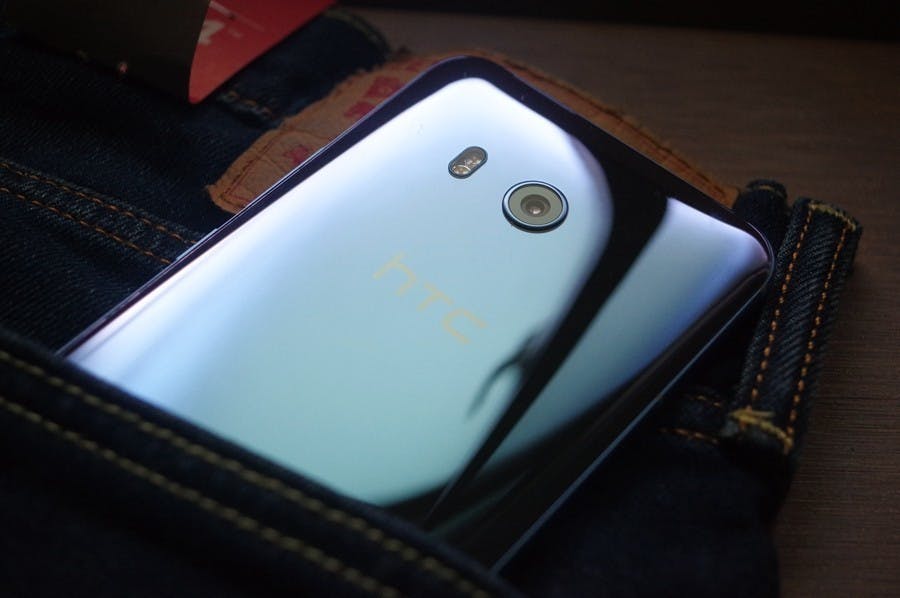 是HTC 與 Google 簽署合作協議,部分手機硬體人才將加入 Google 但仍持續推出 HTC 品牌手機這篇文章的首圖