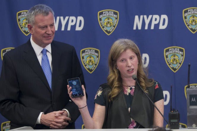 是紐約市警局花納稅人錢採購了 3 萬 6 千隻 Windows Phone ,現在被迫要跳系統了這篇文章的首圖
