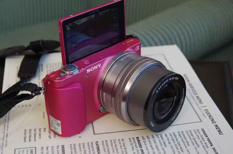 是最羽量、最適合美眉自拍的 NEX , Sony NEX-3N 動手玩這篇文章的首圖