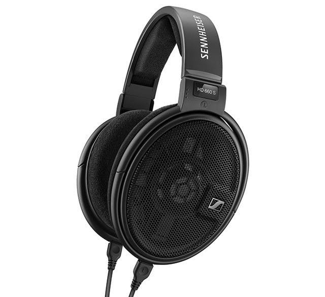 是Sennheiser 新品 HD 660 S 、 IE800 S 、 IE80 S 與 MOMENTUM Free 在日發表這篇文章的首圖