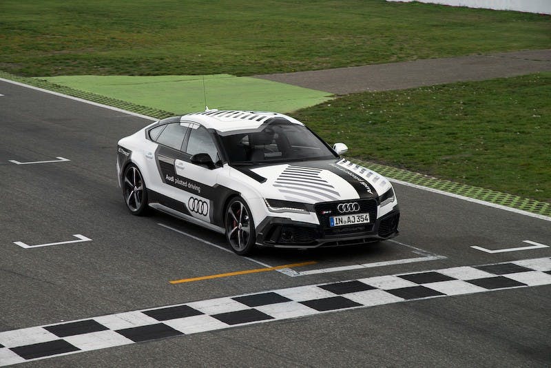 是這不是黑科技! Audi 以新款 RS 7 Concept 在賽道展示精準的無人自動駕駛技術這篇文章的首圖