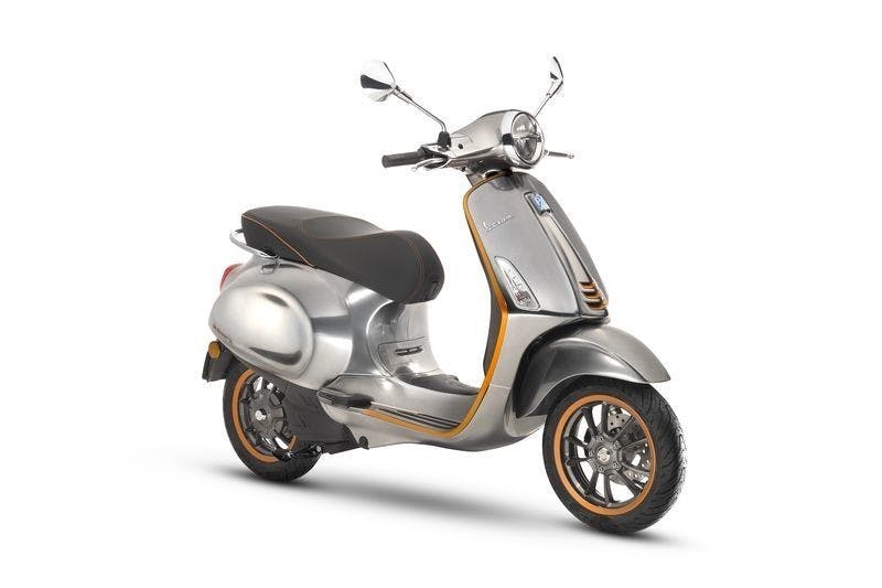 是俥科技:吃電孔雀 Piaggio Elettrica 終於來了,確定 2018 量產、並將提供油電版這篇文章的首圖