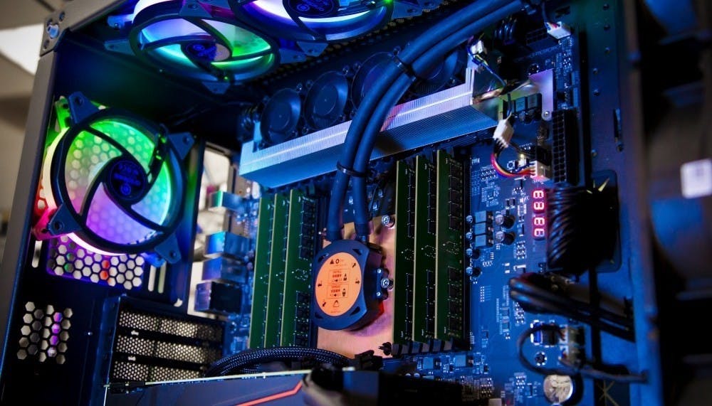 是鎖定高階內容創作應用,Intel採28核心設計的處理器Xeon W-3175X正式推出這篇文章的首圖