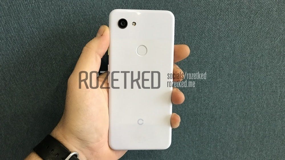 是代號Sargo的親民款Pixel手機外觀亮相 維持3.5mm耳機設計、採LCD面板這篇文章的首圖