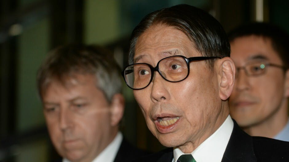 爭議聲中卸任——梁智鴻