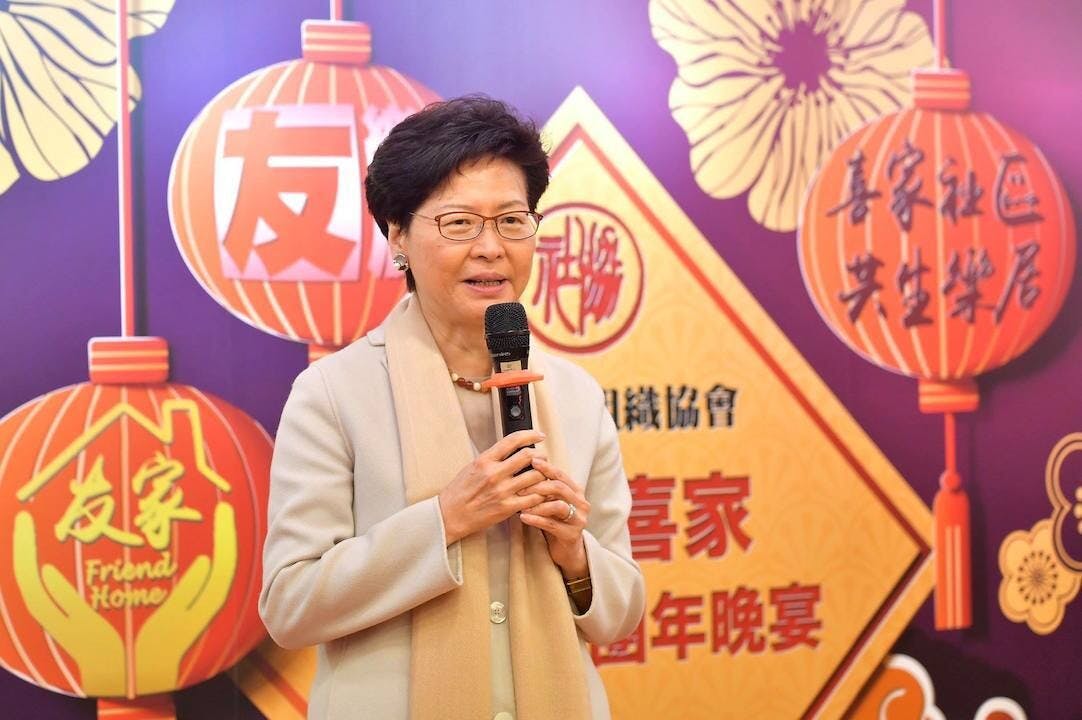 林鄭的民望如江河日落是自己一手造成的。以她高傲性格，根本難以接受他人的提點。（林鄭月娥Facebook）