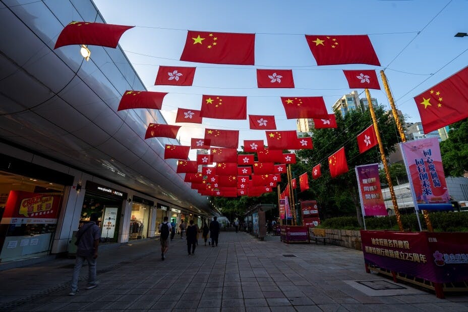 香港不但要知道中央對香港的方針政策，還要了解整個中國今後將會如何發展。（Shutterstock）