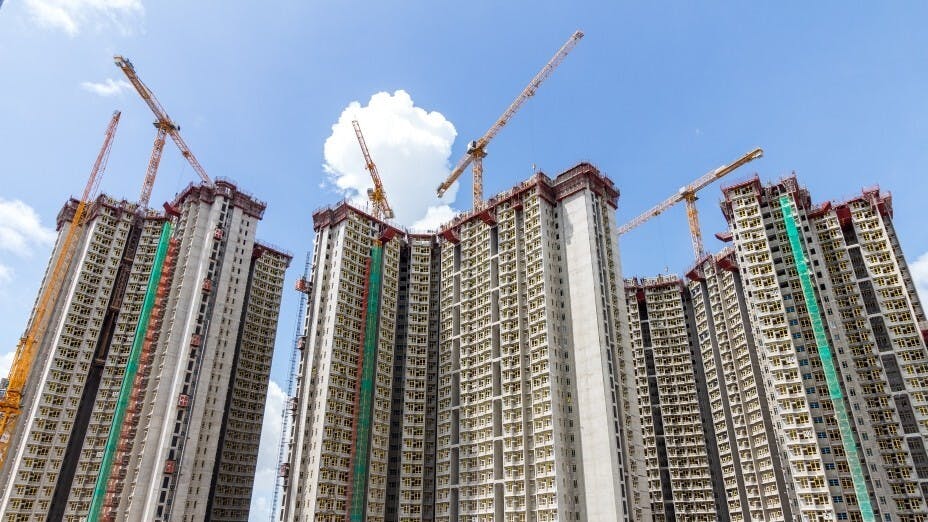 許多人不然會問，樓價何時見底？（Shutterstock）