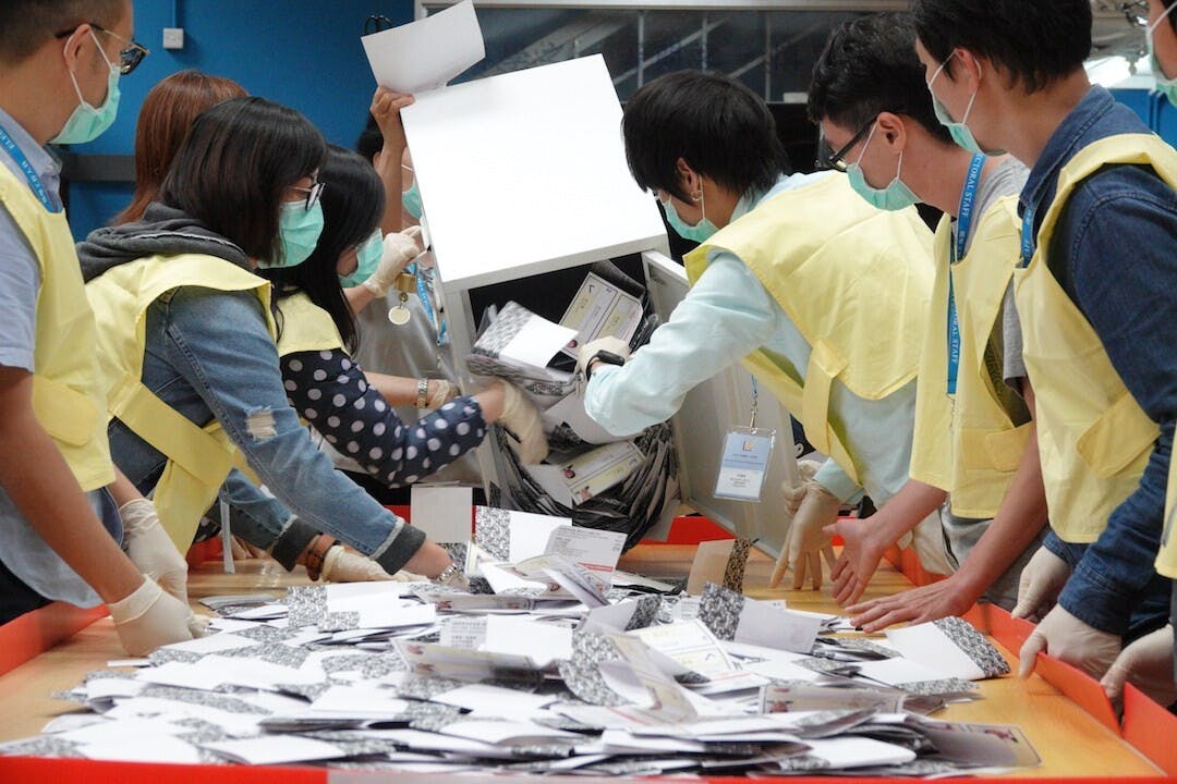 今次投票支持反對派的只有169萬人，這便反證了他們過去所說的200萬人是胡說八道。（亞新社）