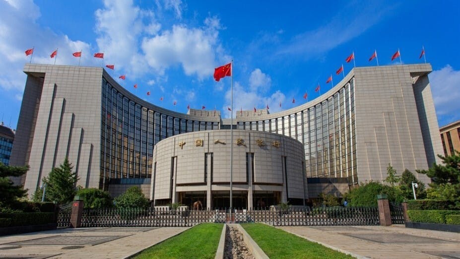 上周人民銀行、國家金融監管總局及中證監召開金融支持實體經濟和防範金融風險電視會議。（Shutterstock）