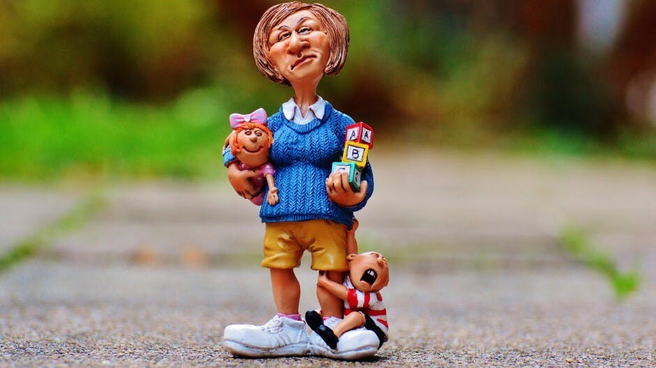 教育專業的立與破