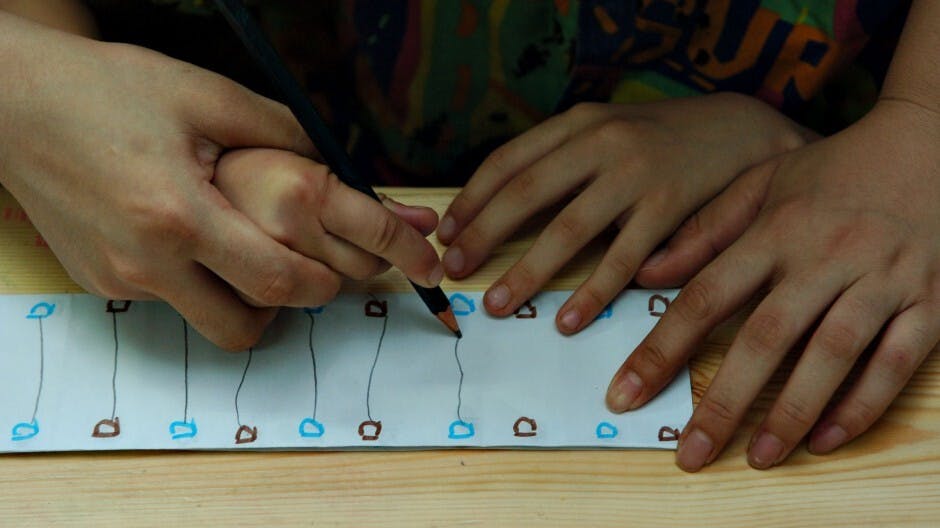 教育前景 迷霧難清