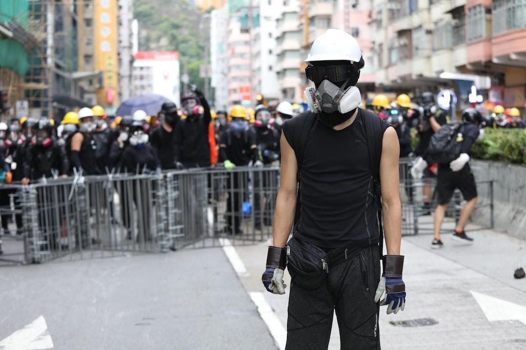 辛苦建立的香港不可以讓這群思想激進、不守法、破壞秩序的人，繼續破壞。（亞新社）
