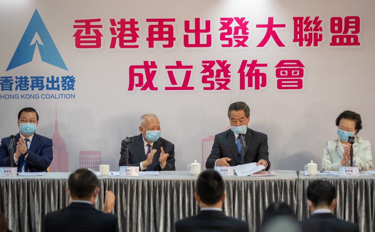 這樣的班底、這樣的語調、這樣的口徑和這樣的內容，有可能拿到年輕人的票嗎？（亞新社）