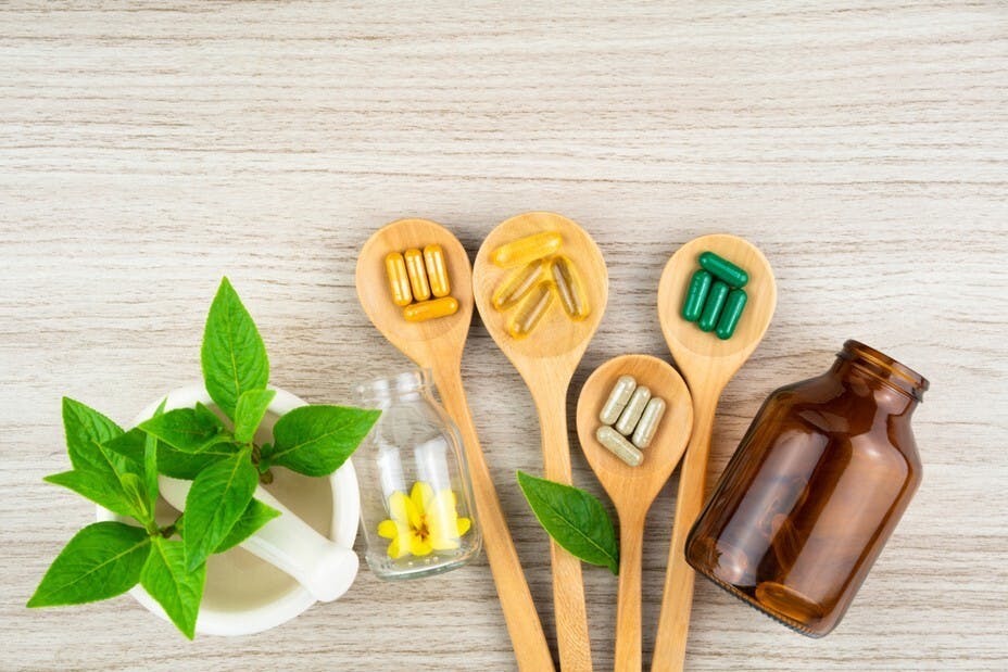 過往幾十年保健品打了一場漂亮的仗。（Shutterstock）