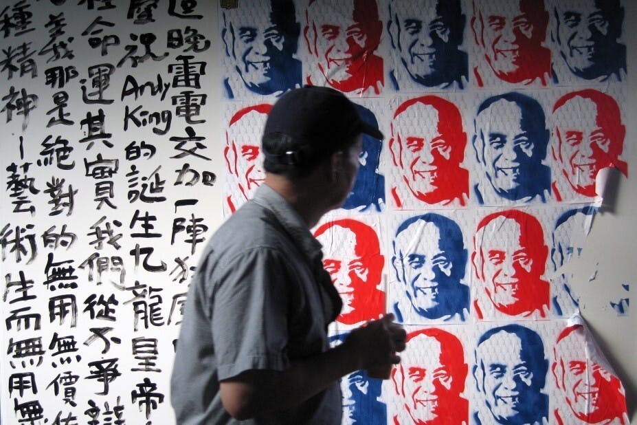 作者認為曾灶財作品的表現無藝術內涵、無創意。（亞新社）