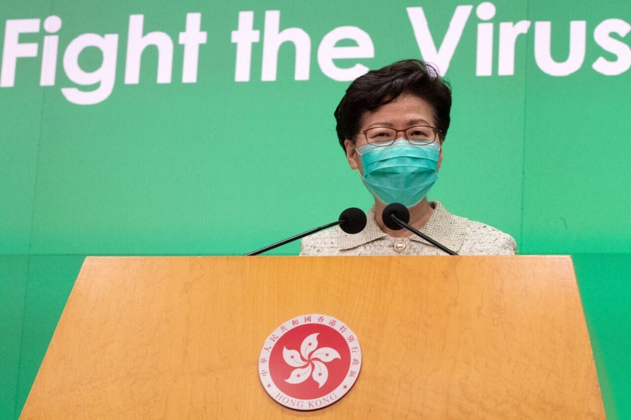 香港面臨 1842 年開埠以來最大的存亡挑戰，而座鎮這個特區的，是一個水準如林鄭月娥的特首。（亞新社）