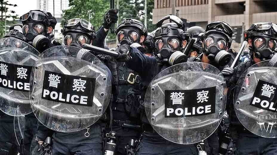 香港警察使用過度武力──香港人權藝術獎2020入圍作品  Excessive Use of Force by Hong Kong Police - Finalist at Human Rights Arts Prize 2020