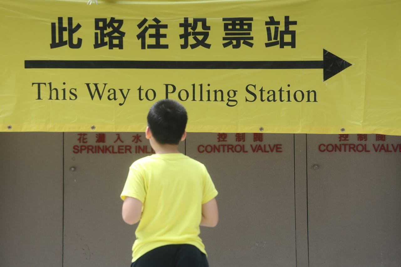 年輕一代的焦點則在於民主、文化與身分認同（亞新社）