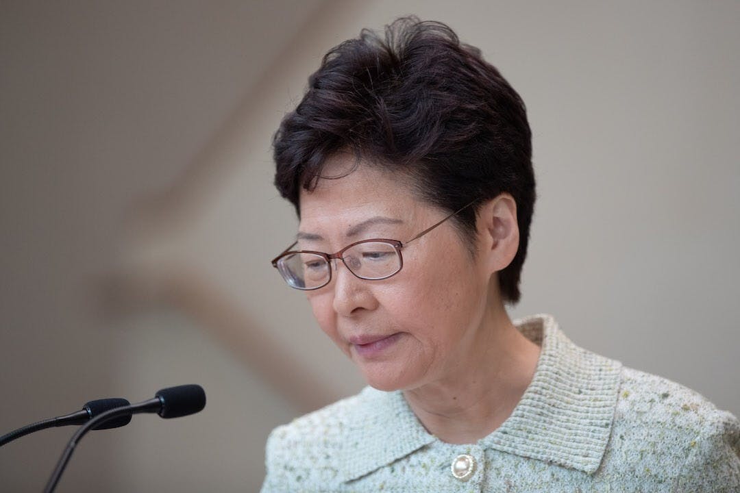 《金融時報》指，如果習近平同意，將會在明年3月任命「臨時」特首，以完成林鄭月娥原定到2022年才結束的任期。（亞新社）