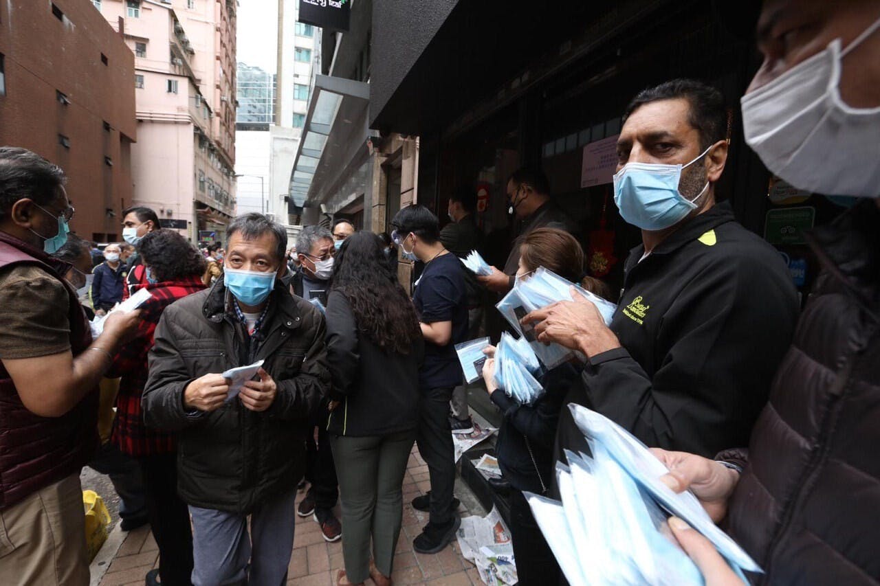 由於香港人的防疫警惕性已很高，所以我認為香港只會出現個別的社區感傳染案例，不會出現大規模的社區爆發。（亞新社）