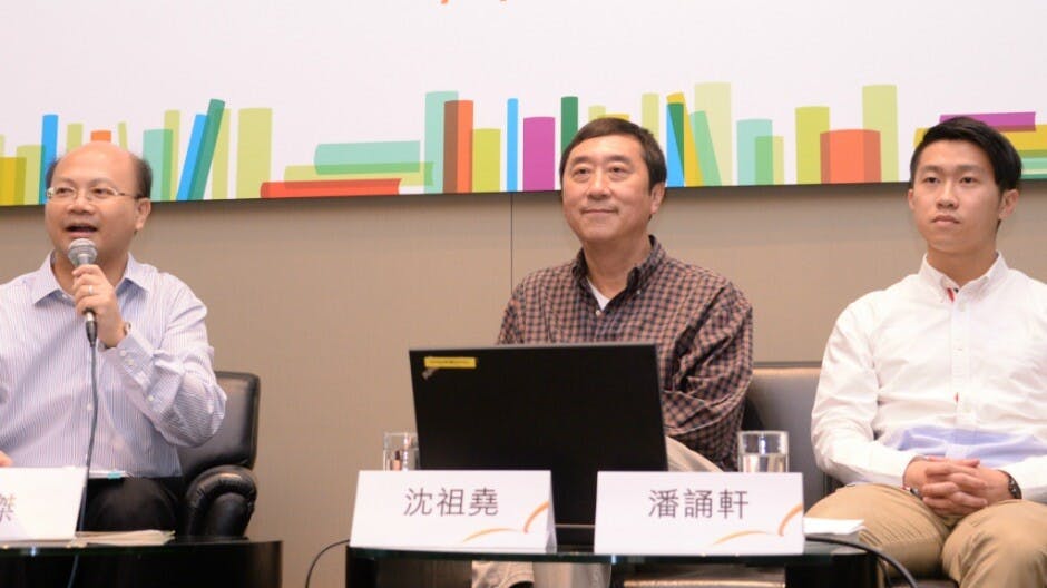 沈祖堯與年輕筆友潘誦軒 深談社會與人生