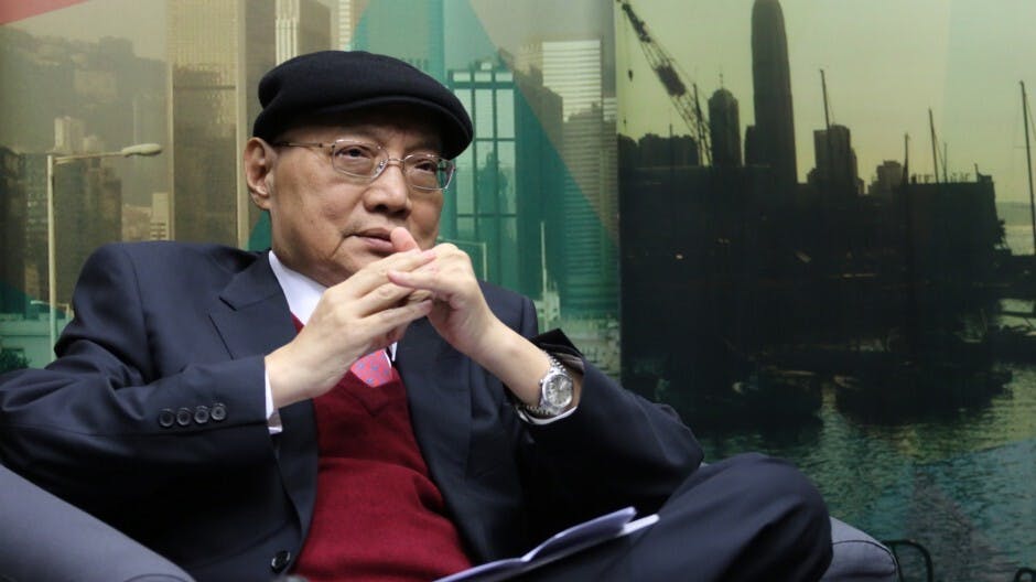 曹仁超他呼籲香港富翁積德累善，幫助基層脫離貧窮，改善生活。