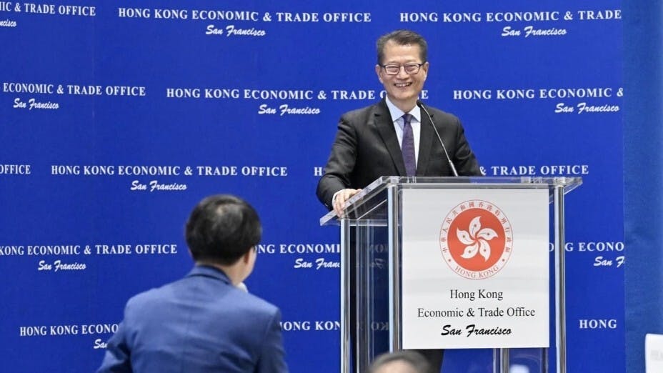 財政司司長陳茂波表示,我們必須更深刻思考如何貫徹國家給香港的定位,如何抓緊機遇。(政府新聞處)