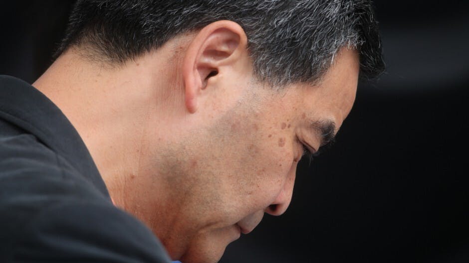 官員維護法治？正自身才能正人！