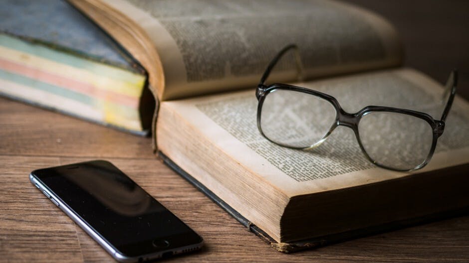 互聯網時代 更應讀經典