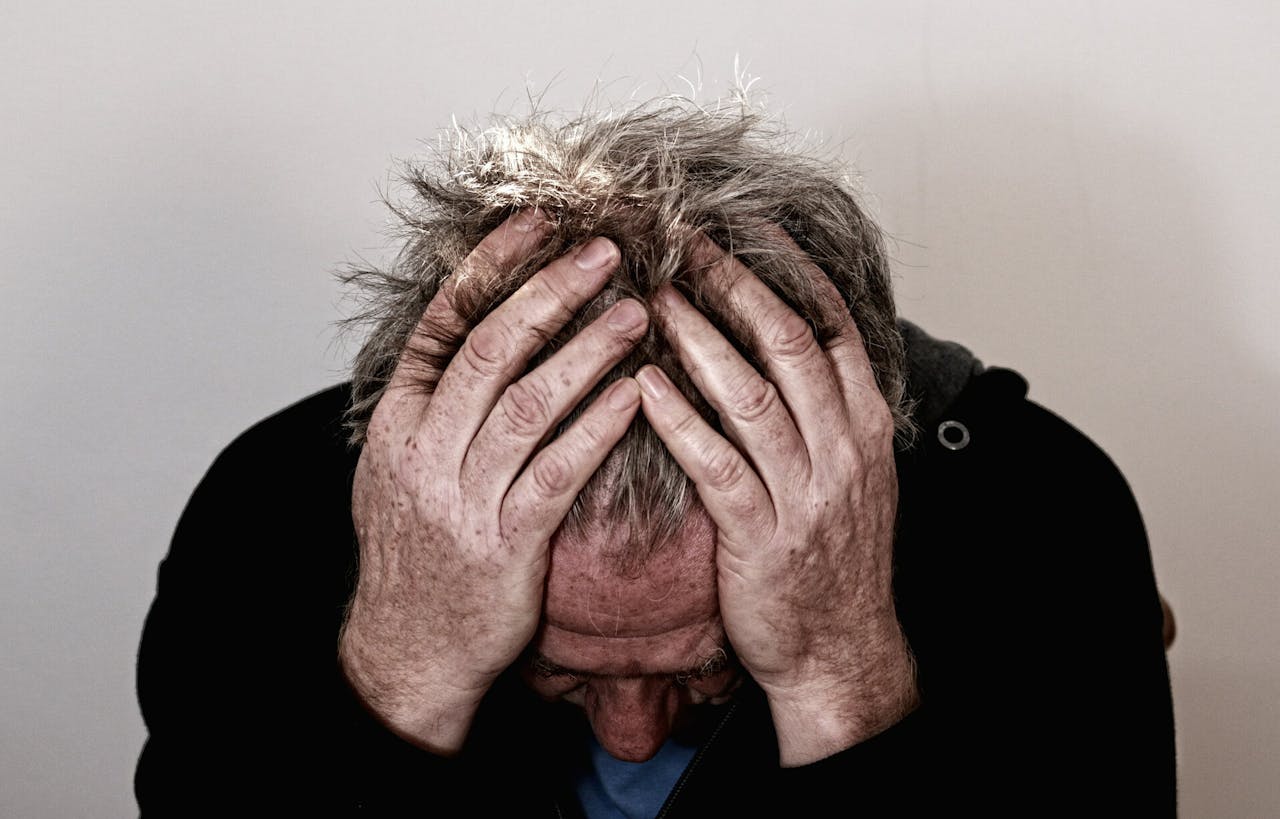 有些人熬着熬着，成功了；有些人熬着熬着，消失了。（Shutterstock）