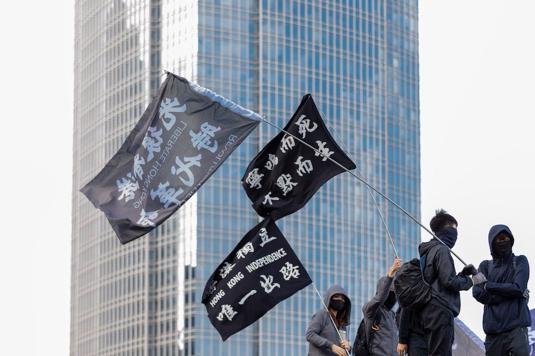 中國迄今經濟展望全球首屈一指，但社會和政局的穩定和包容性本來難以和香港比擬，不過去年的政治和社會事件衝擊了這印象。（亞新社）