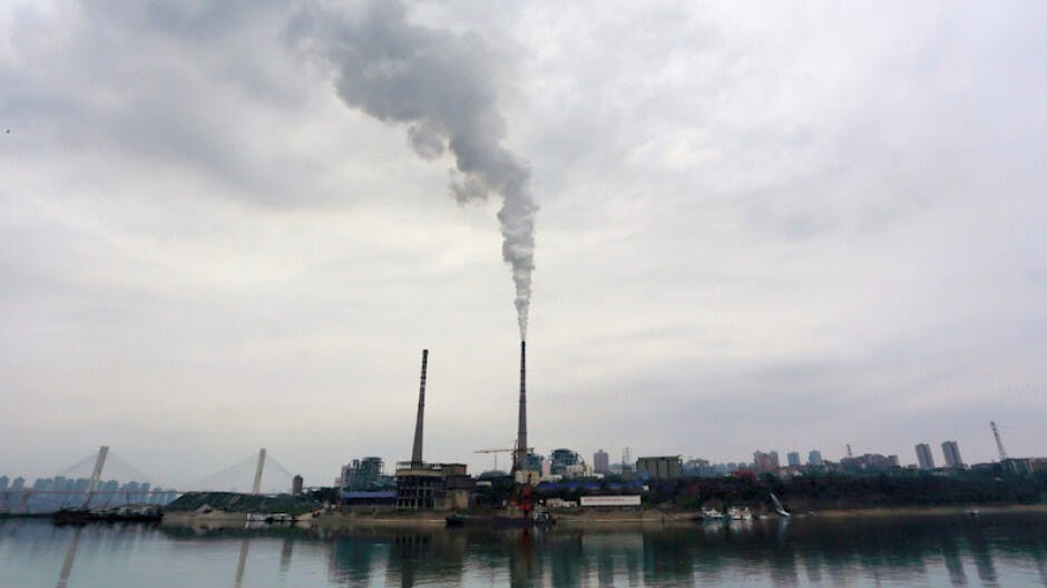 不斷出現的「美利堅耗能 / 污染單位」