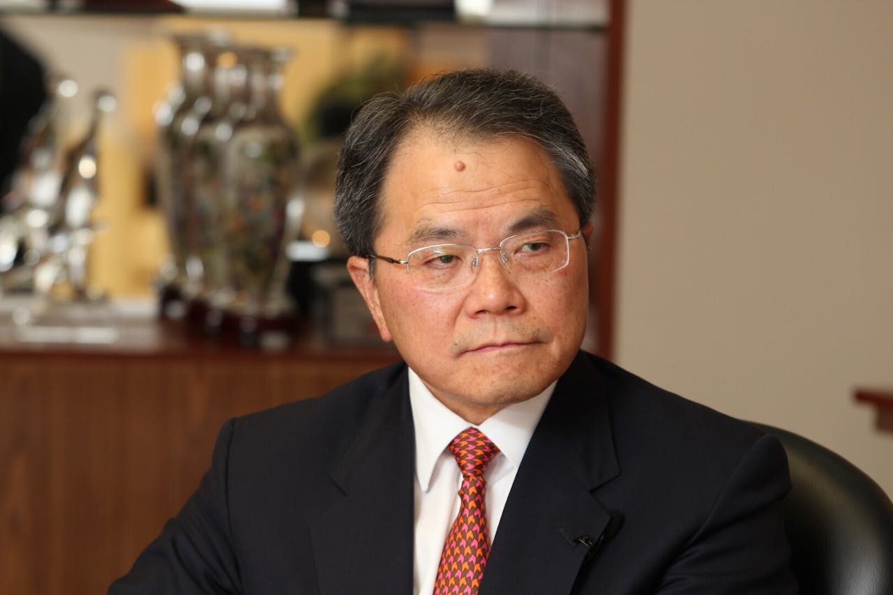 梁伯韜表示，從現在的青年身上學會許多新知，如果他年輕40年的話，會投身AI科研。（灼見名家圖片）